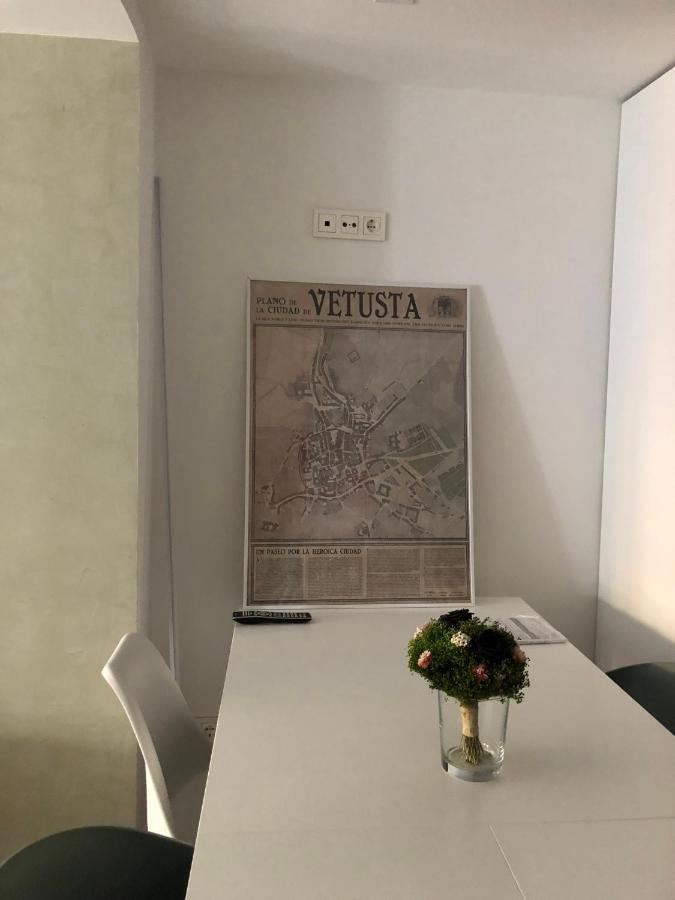 Апартаменты Piso En El Emblematico Barrio Antiguo De Овьедо Экстерьер фото